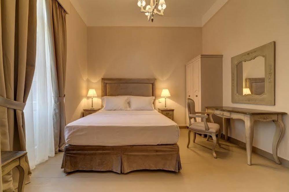 Home & Art Suites Athena Bagian luar foto